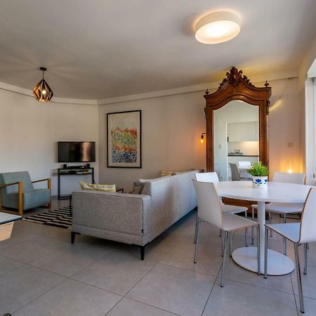Modern Apartment With Free Parking Остенде Экстерьер фото
