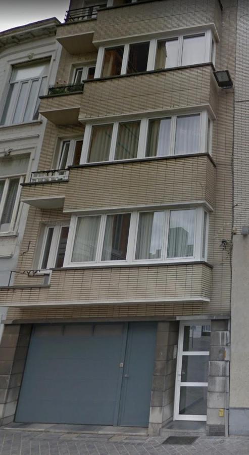Modern Apartment With Free Parking Остенде Экстерьер фото