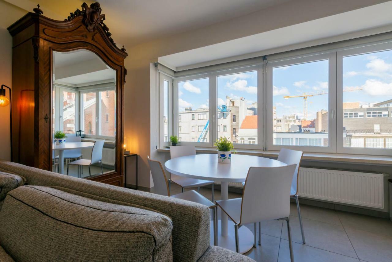 Modern Apartment With Free Parking Остенде Экстерьер фото