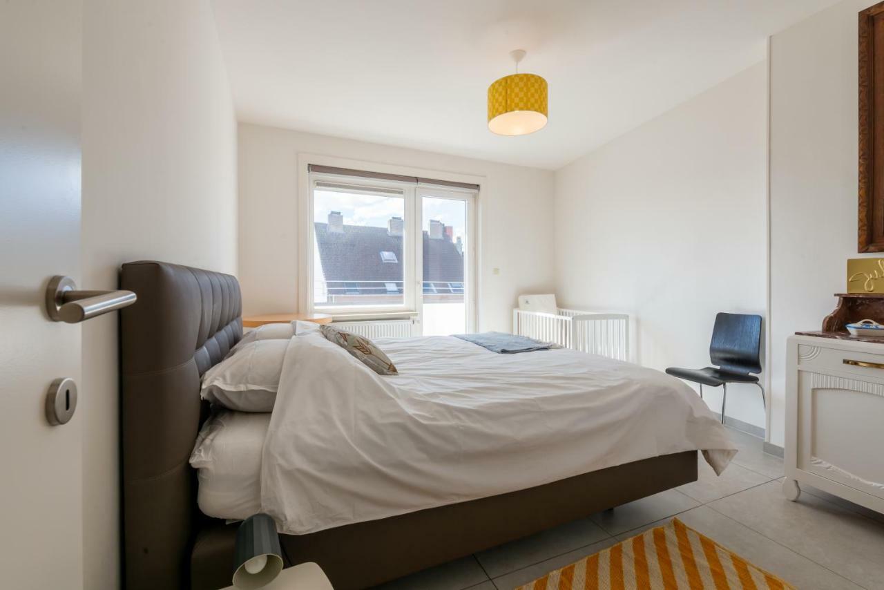 Modern Apartment With Free Parking Остенде Экстерьер фото